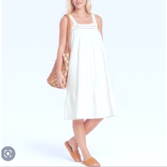 RUFFLED square neck Maxi Dress With flowing body and thick straps NWT - Picture 2 of 8